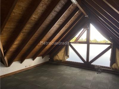Casa de 5 alcobas en venta en Llanogrande, Rionegro, 320 m² · foto 12 de 17