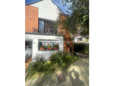 Casa de 3 alcobas en venta en Poblado San Lucas, Medellín, 402 m² · foto 16 de 20