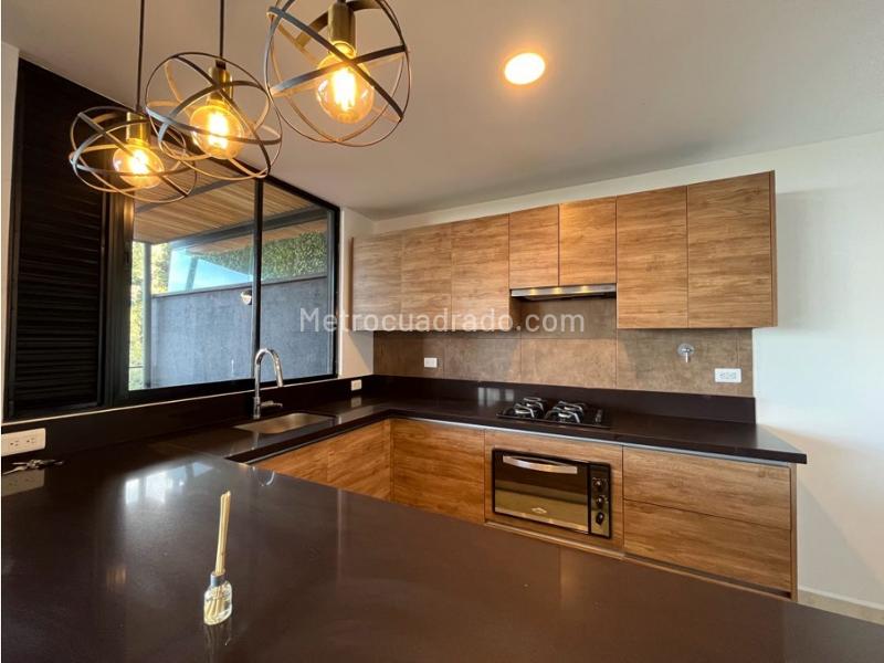 Apartamento en Arriendo, Fizebad, Retiro - 3