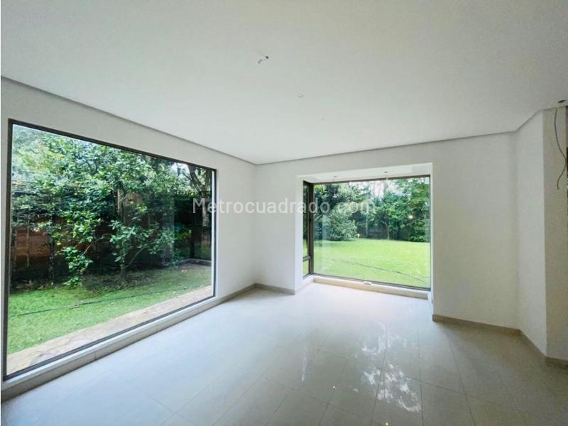 Casa Encantadora de 3 Alcobas con Jardín en Envigado - 4