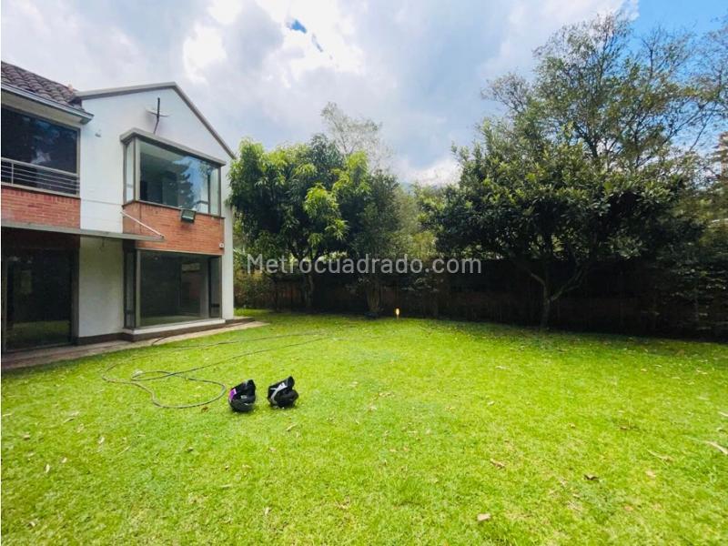 Casa Encantadora de 3 Alcobas con Jardín en Envigado - 6