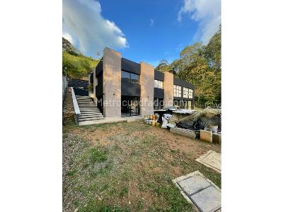 Casa de 4 alcobas en arriendo en El Salado, Envigado, 2000 m² · foto 12 de 20
