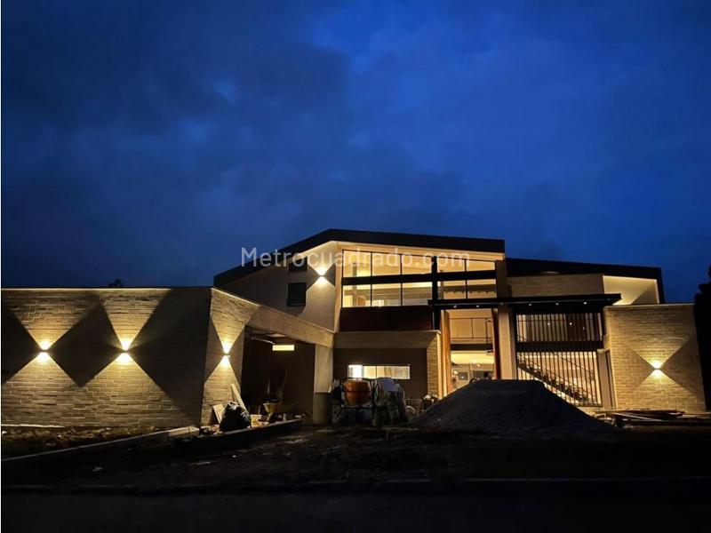 5BR House in Via San Antonio La Ceja (480 m²) - 2