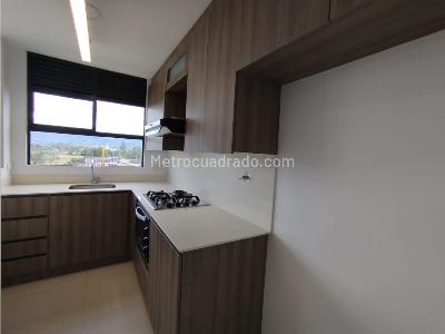 Apartamento de 3 alcobas en venta en Barro Blanco, Rionegro, 79 m² · foto 2 de 14