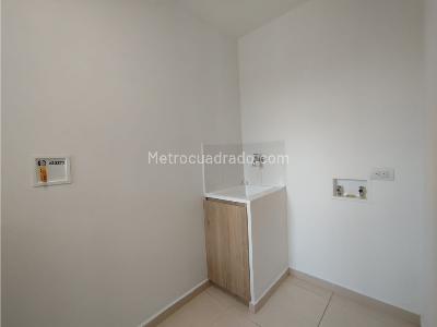 Apartamento de 3 alcobas en venta en Barro Blanco, Rionegro, 79 m² · foto 8 de 14