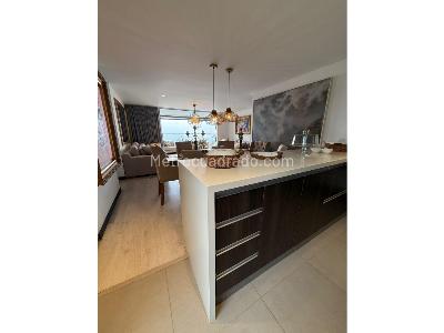 Apartamento de 3 alcobas en venta en Loma De Las Brujas, Envigado, 129 m² · foto 3 de 12