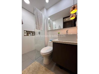 Apartamento de 3 alcobas en venta en Loma De Las Brujas, Envigado, 129 m² · foto 8 de 12