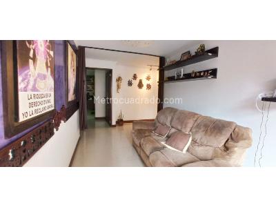 Apartamento de 3 alcobas en venta en Laureles, Medellín, 164 m² · foto 3 de 19