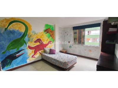 Apartamento de 3 alcobas en venta en Laureles, Medellín, 164 m² · foto 18 de 19
