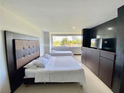 Apartamento de 1 alcoba en venta en Llanogrande, Rionegro, 66 m² · foto 9 de 11