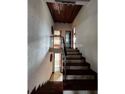 Casa de 4 alcobas en venta en El Escobero, Envigado, 164 m² · foto 4 de 12