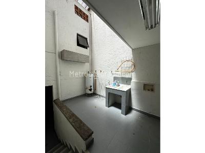 Casa de 4 alcobas en venta en El Escobero, Envigado, 164 m² · foto 8 de 12