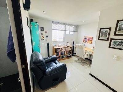 Apartamento en venta en El Poblado, Medellín · foto 12 de 17