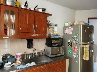 Casa de 4 alcobas en venta en Los Colores, Medellín, 181 m² · foto 4 de 14