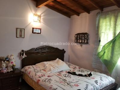 Casa de 4 alcobas en venta en Los Colores, Medellín, 181 m² · foto 9 de 14