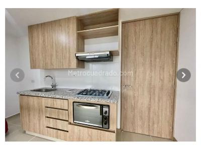 Apartamento de 2 alcobas en venta en Cañaveralejo, Sabaneta, 68 m² · foto 2 de 6