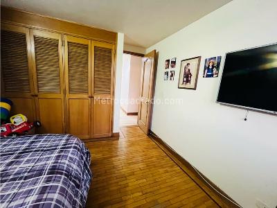 Apartamento de 4 alcobas en venta en Poblado San Lucas, Medellín, 157 m² · foto 11 de 20