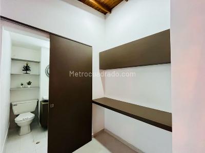 Apartamento de 4 alcobas en venta en Poblado San Lucas, Medellín, 157 m² · foto 18 de 20