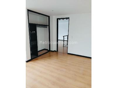 Apartamento de 3 alcobas en arriendo en Laureles, Medellín, 230 m² · foto 17 de 18