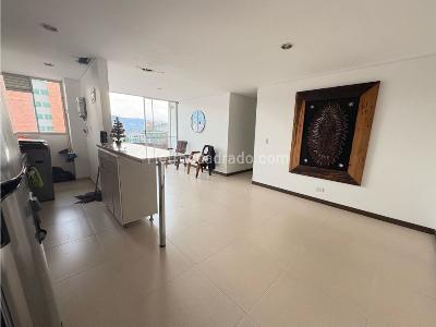 Apartamento de 3 alcobas en venta en La Doctora, Sabaneta, 76 m² · foto 4 de 13
