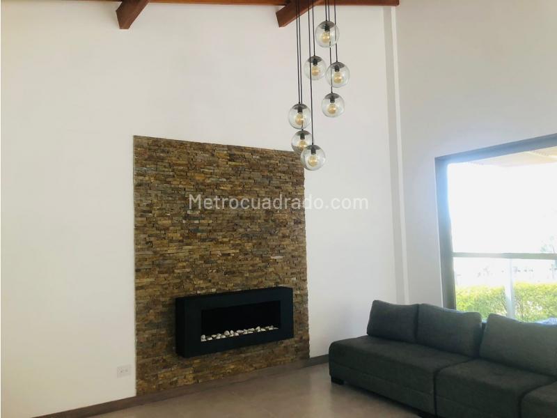 4BR House in El Retiro (350 m²) - 2