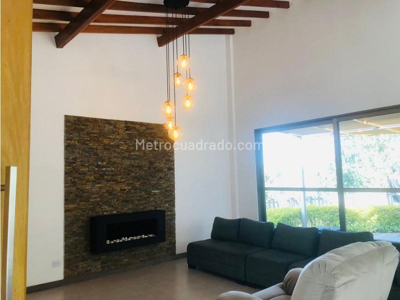 4BR House in El Retiro (350 m²) - 4
