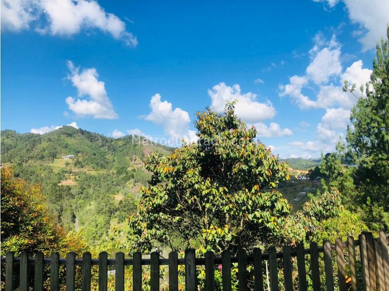 4BR House in El Retiro (350 m²) - 5