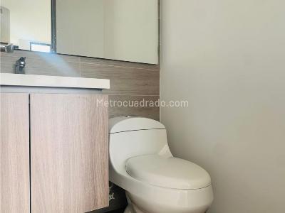 Apartamento de 2 alcobas en arriendo en Los Balsos, Medellín, 87 m² · foto 15 de 15