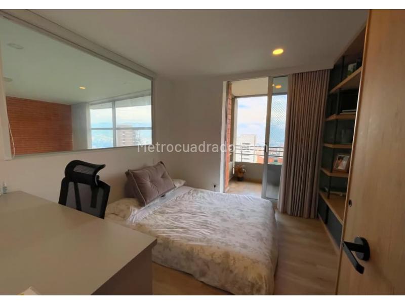 Modern Duplex 3BR Apartment in El Poblado - 6