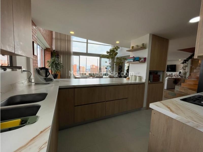 Modern Duplex 3BR Apartment in El Poblado - 7