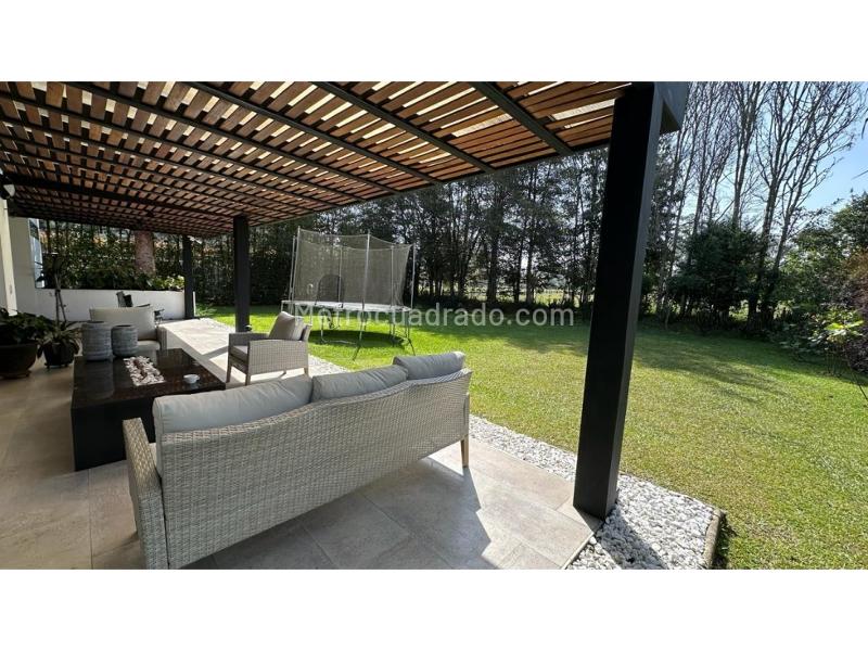4BR House in Llanogrande (1500 m²) - 4