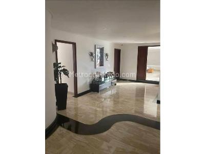 Apartamento en arriendo en Los Gonzales, Medellín · foto 7 de 13
