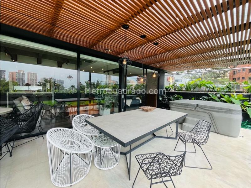 Cozy 2BR Apartment in Poblado San Lucas - 6