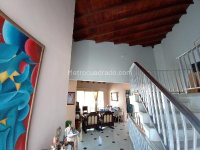 Casa de 5 alcobas en venta en La Castellana, Medellín, 320 m² · foto 16 de 20
