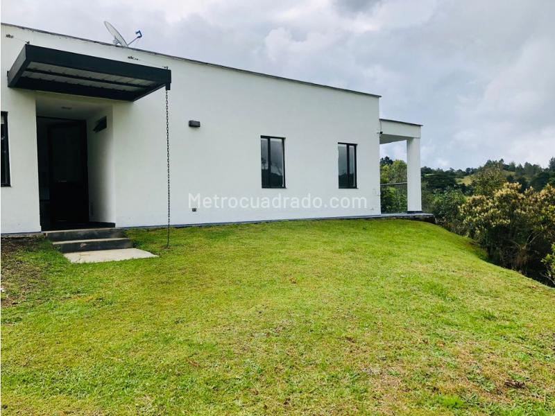 3BR House for Rent in La Fe, El Retiro - 4