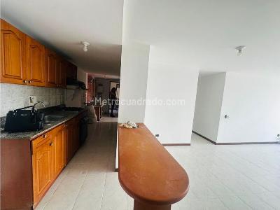 Apartamento de 4 alcobas en venta en Loma Del Indio, Medellín, 83 m² · foto 7 de 20