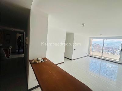 Apartamento de 4 alcobas en venta en Loma Del Indio, Medellín, 83 m² · foto 8 de 20