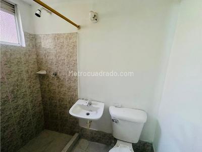 Apartamento de 4 alcobas en venta en Loma Del Indio, Medellín, 83 m² · foto 11 de 20