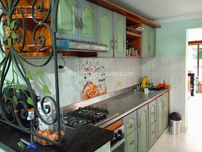 Casa de 5 alcobas en venta en El Dorado, Envigado, 106 m² · foto 6 de 20