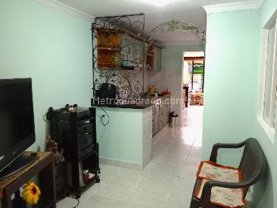 Casa de 5 alcobas en venta en El Dorado, Envigado, 106 m² · foto 9 de 20