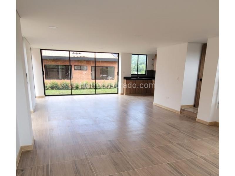 3BR House in El Retiro (135 m²) - 3