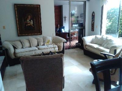 Casa de 3 alcobas en venta en Ciudad Jardin, Cali, 300 m² · foto 9 de 19