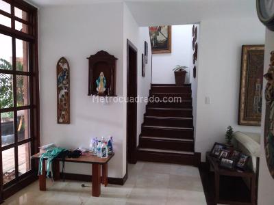 Casa de 3 alcobas en venta en Ciudad Jardin, Cali, 300 m² · foto 14 de 19