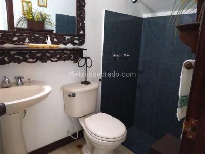 Casa de 3 alcobas en venta en Ciudad Jardin, Cali, 300 m² · foto 15 de 19