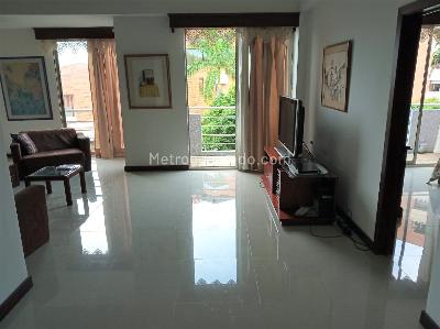 Casa de 3 alcobas en venta en Ciudad Jardin, Cali, 300 m² · foto 16 de 19