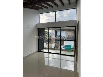 Casa de 4 alcobas en venta en Llanogrande, Rionegro, 151 m² · foto 2 de 20