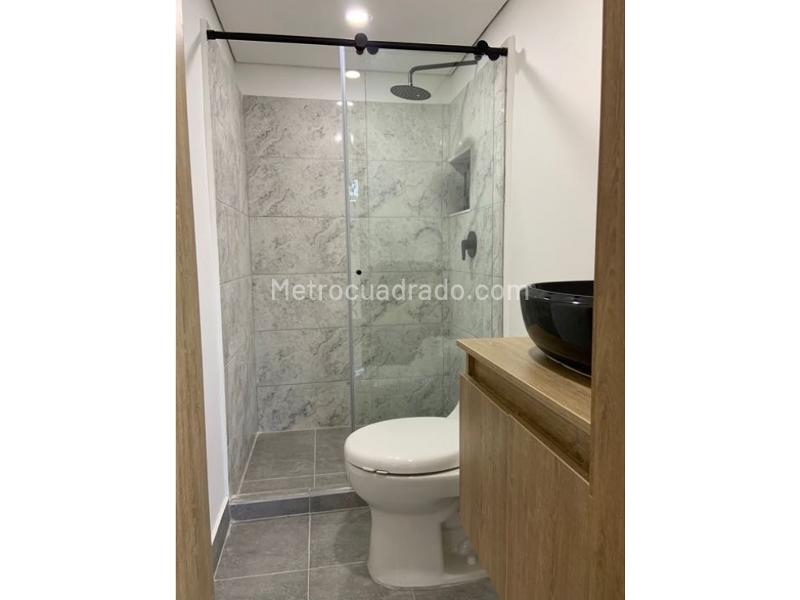 Apartamento de 2 Alcobas en Sabaneta con Balcón y Parqueadero - 9