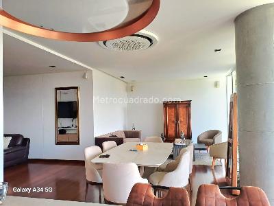 Apartamento de 3 alcobas en venta en Pance, Cali, 220 m² · foto 2 de 20