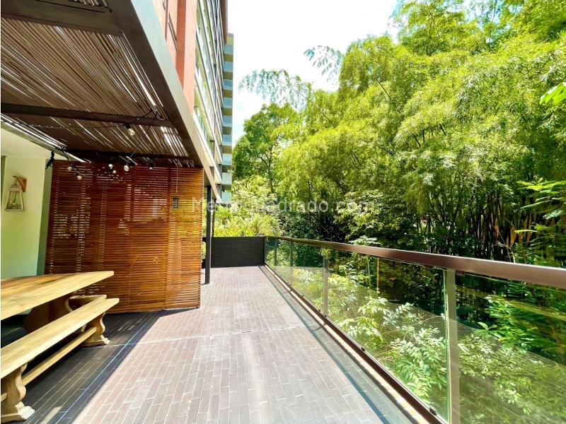 Spacious 3BR Apartment with Terraces in El Poblado - 6