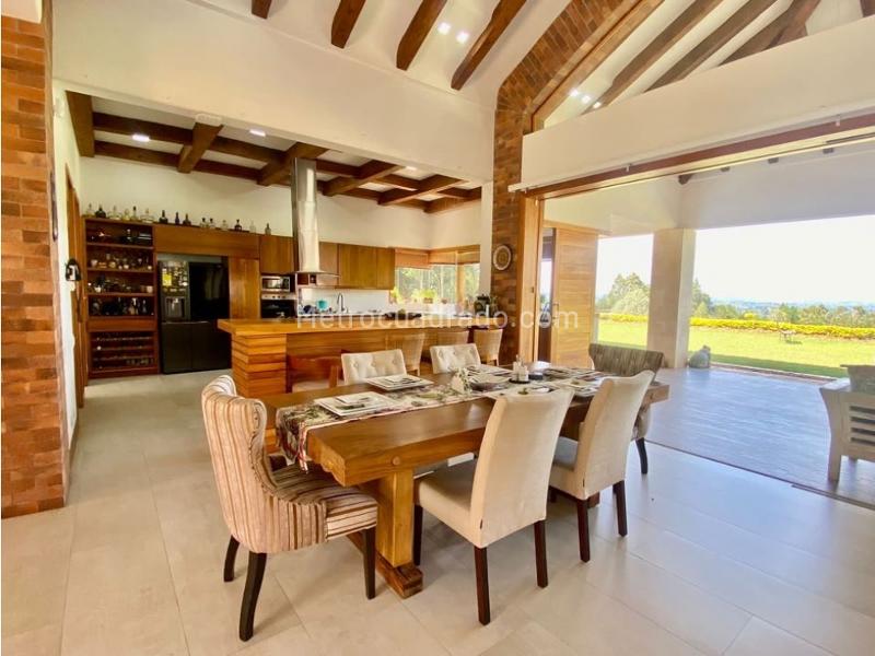 4BR House in Llanogrande (5200 m²) - 5